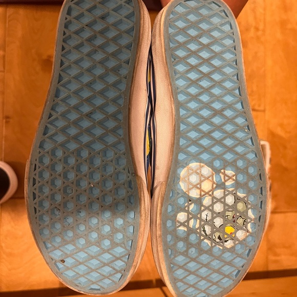 Vans Sponge Bob Classic Slip Ons (size US Men 4.0 Womens 5.5) - Picture 3 of 3